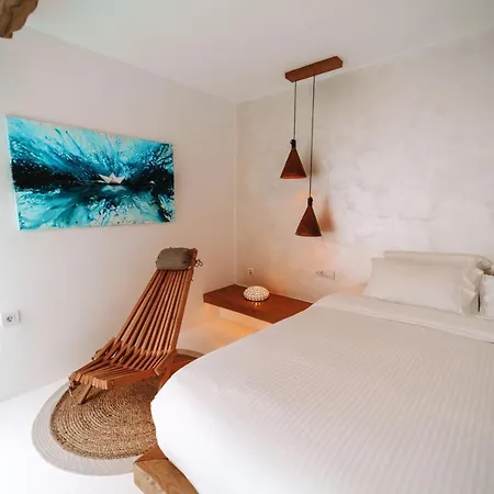 Βίλα Spacious With Pool In Megalochori - 280 Sqm For 10 People Μεγαλοχώρι